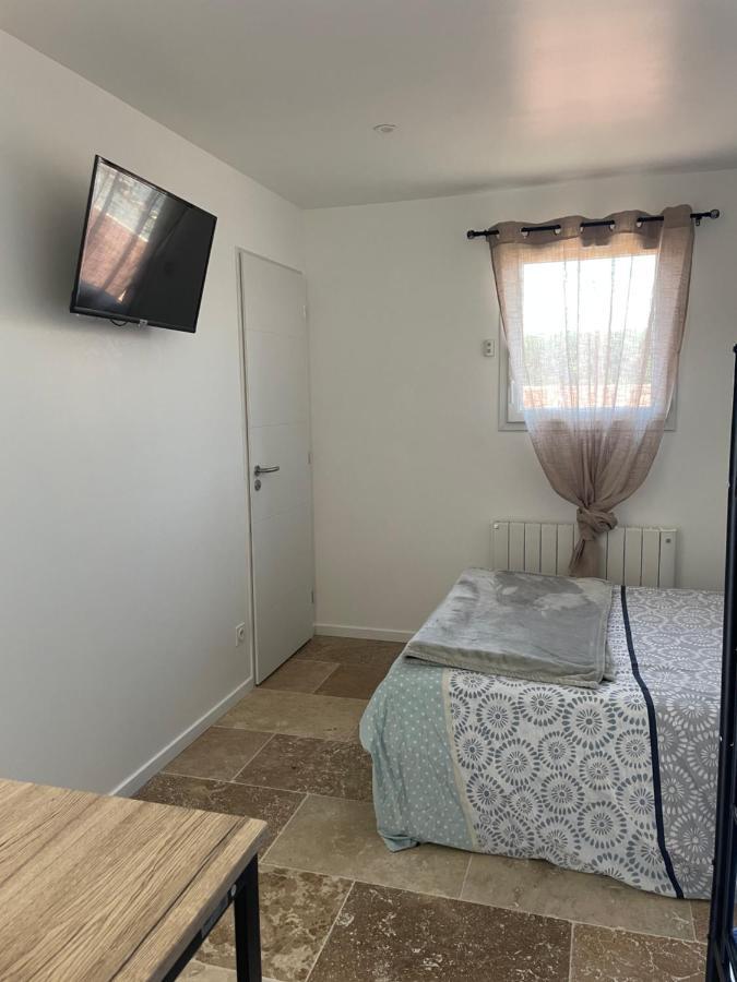 Bienvenue En Beaujolais Apartment Saint-Jean-d'Ardieres Exterior photo